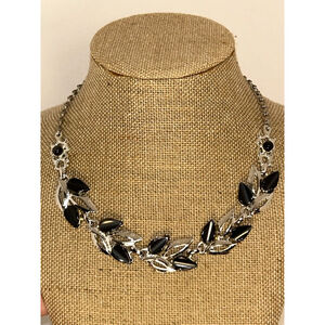 Vintage 60’s Thermoset Moonglow Dark Grey Necklace Silver Tone Leaf Clusters 17”